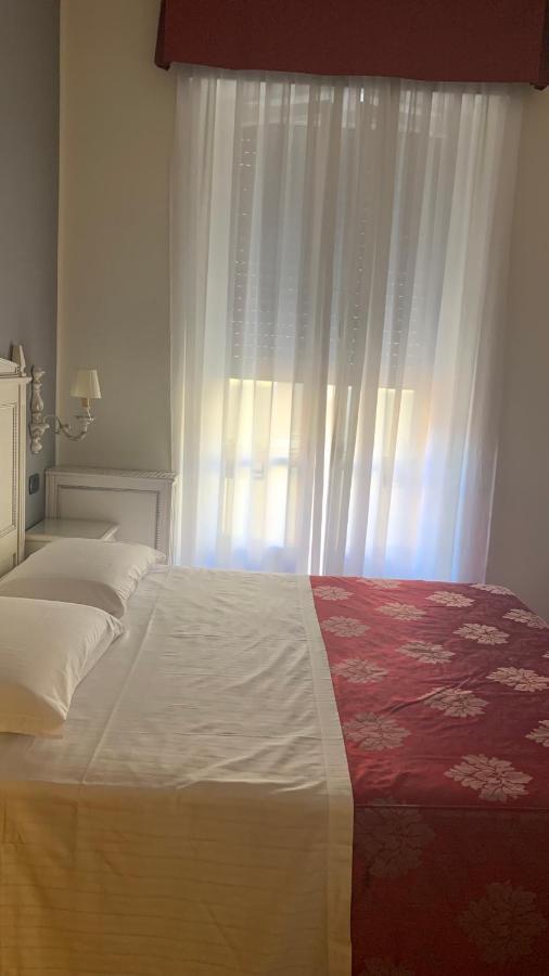 Hotel Notti Sull'Adige Verona Exterior foto